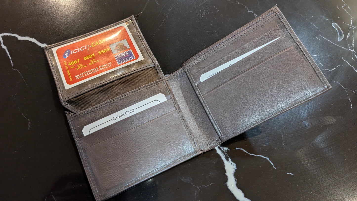 Personalized Genuine Leather Men’s Wallet with ID Window – Custom Monogram Gift for Him